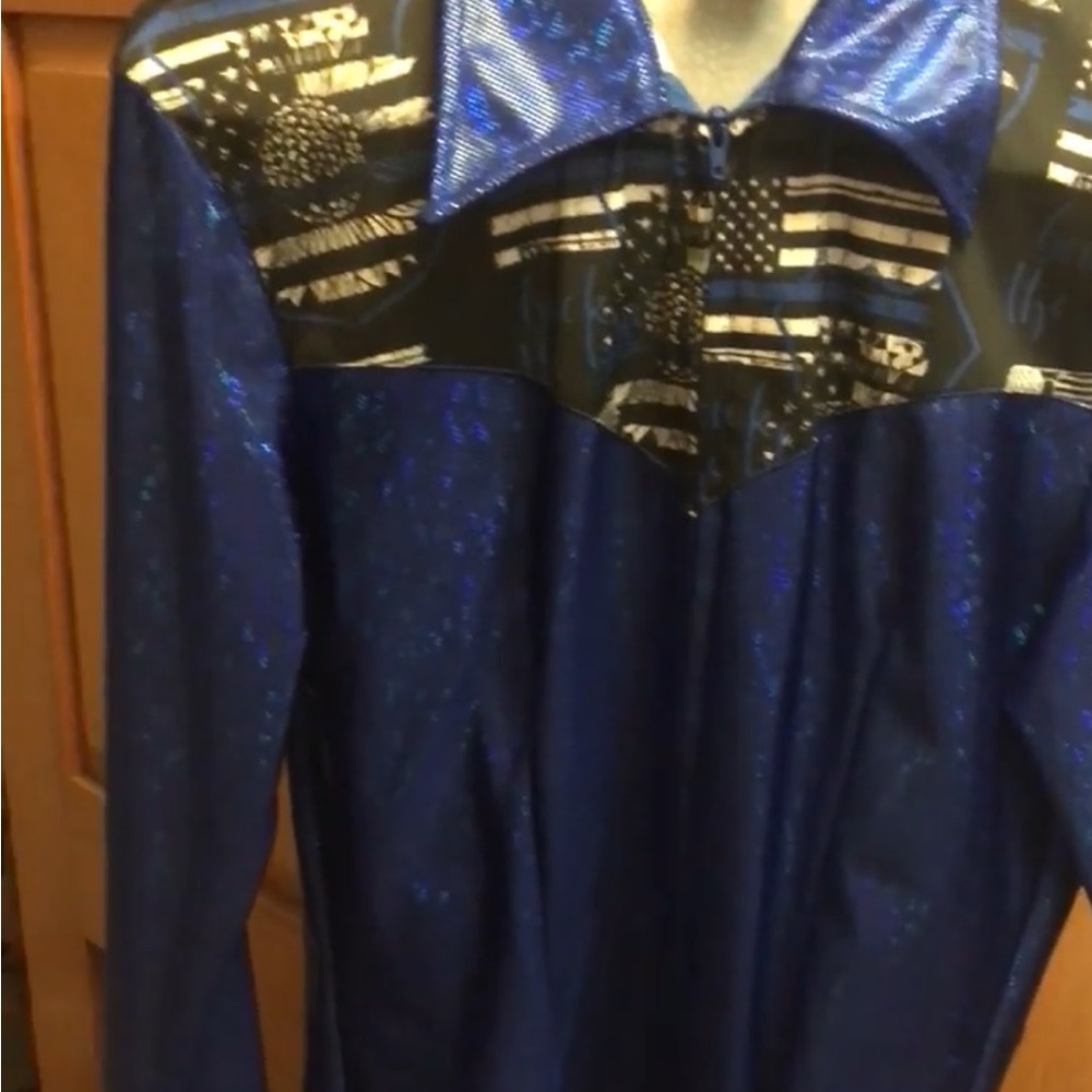 Sundial Show Clothing  police rodeo shirt